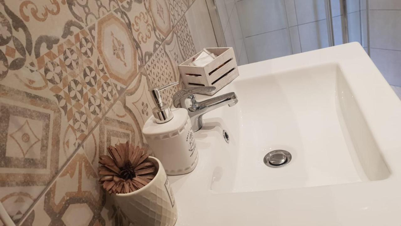 B&B Lumiere Roma Exterior photo